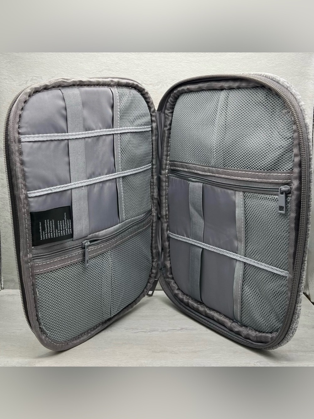 🎉 $5 Brightroom Large Cord Control Pouch Briefcase